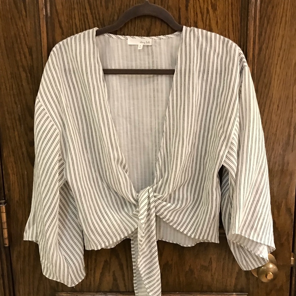 Honey Bella tie front top